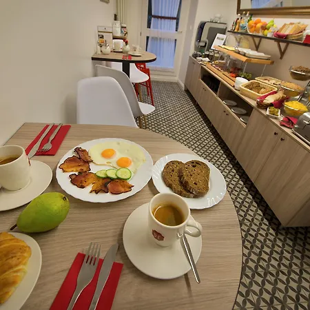 Hotel Suite Home Prague Aparthotel 4*
