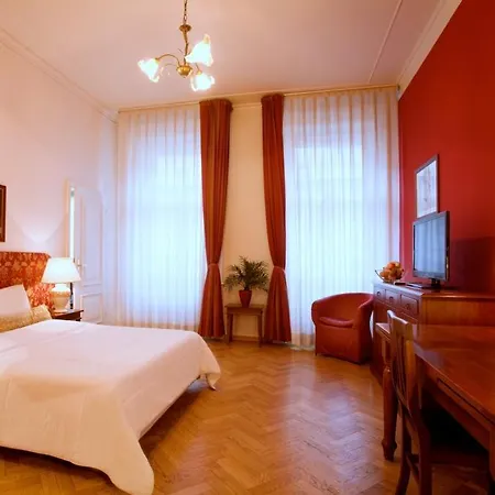 Hotel Suite Home Prague Aparthotel 4*