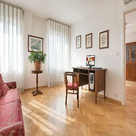 Hotel Suite Home Prague 4* Prague