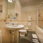 Ξενοδοχείο με διαμερίσματα Hotel Suite Home Prague 4*