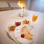 Hotel Suite Home Prague 4*