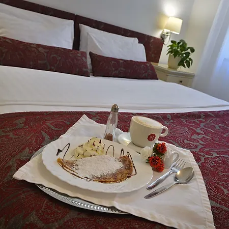 Hotel Suite Home Prague מלון דירות